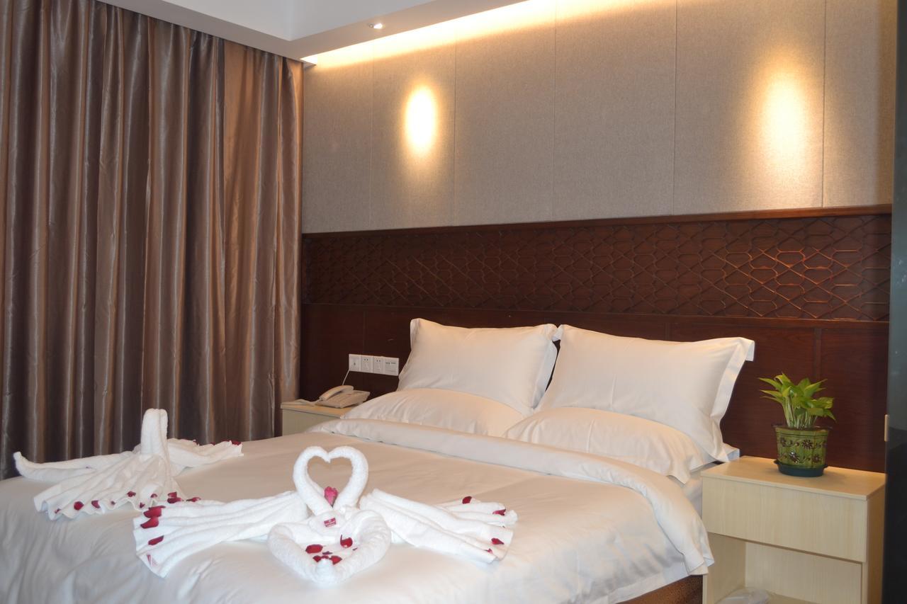 Royal Holiday Hotel Γιανγκόν Εξωτερικό φωτογραφία