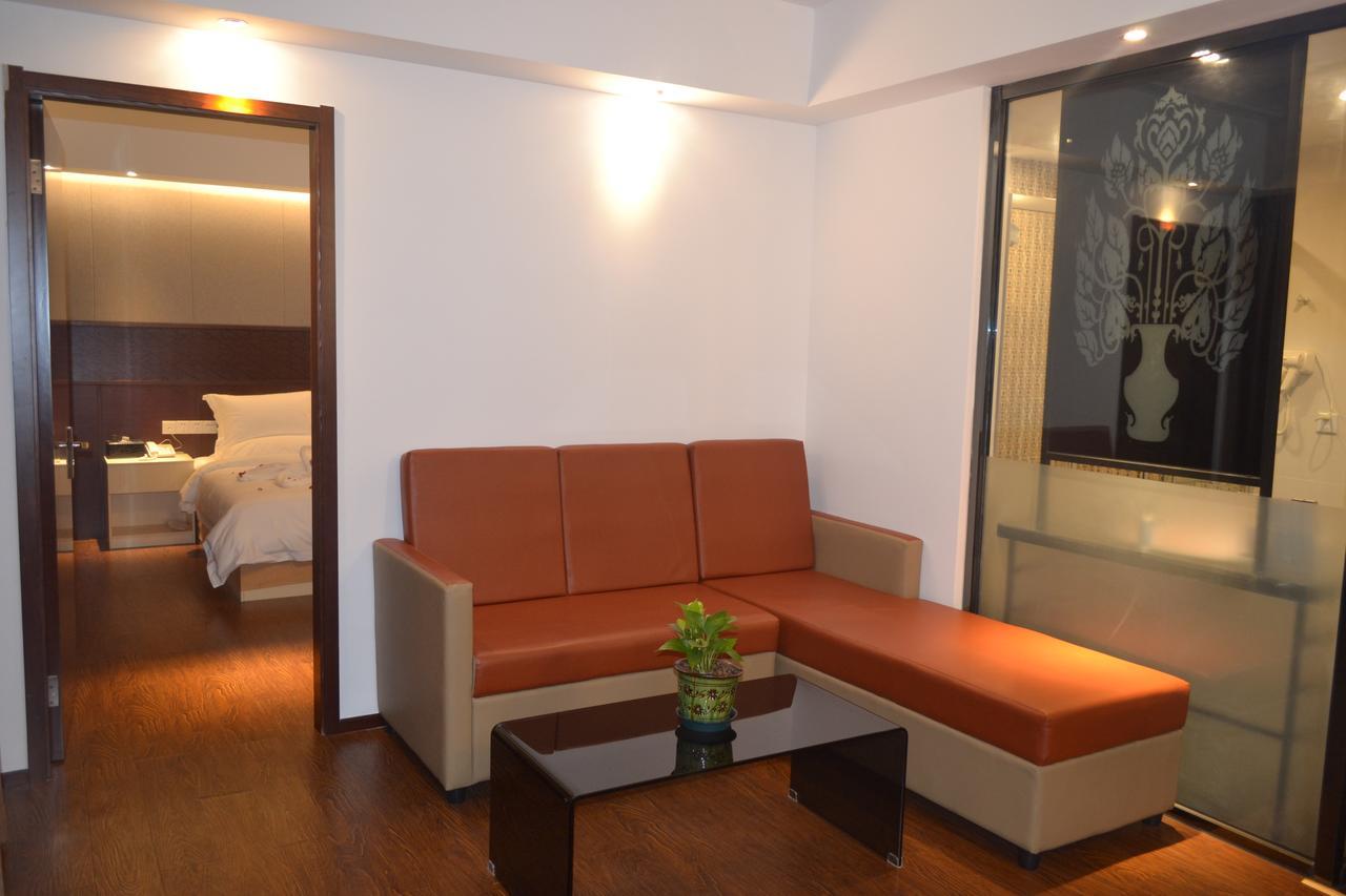 Royal Holiday Hotel Γιανγκόν Εξωτερικό φωτογραφία