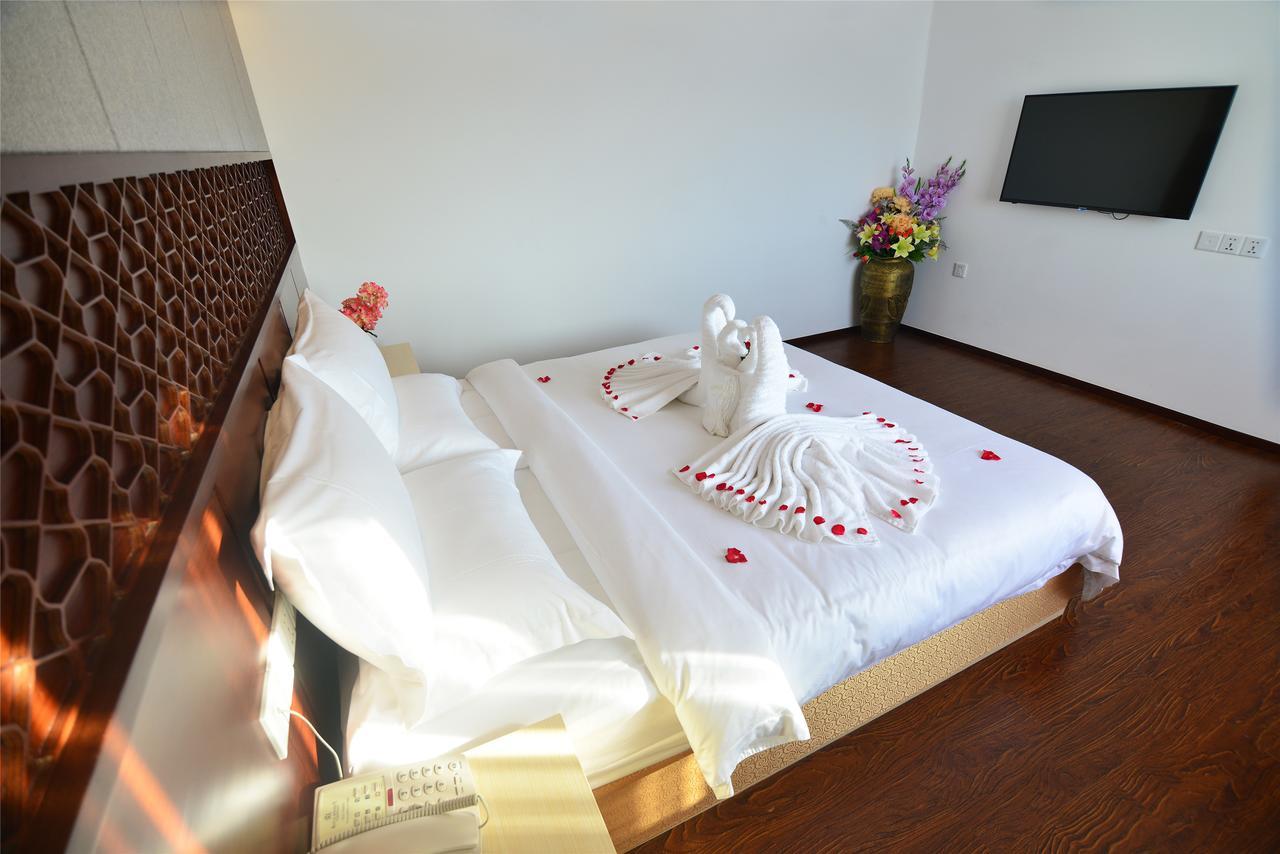 Royal Holiday Hotel Γιανγκόν Εξωτερικό φωτογραφία