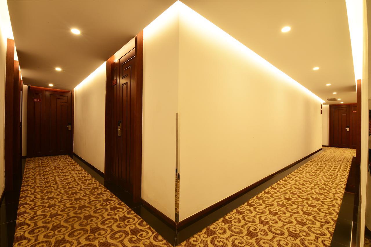Royal Holiday Hotel Γιανγκόν Εξωτερικό φωτογραφία